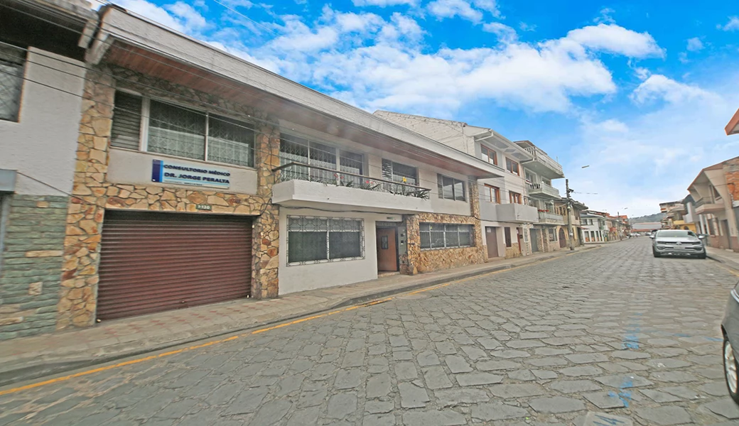 casas-villas-departamentos-CASA  EN VENTA  - IDEAL PARA INSTITUTOS EDUCATIVOS -  OJO INSTITUTOS